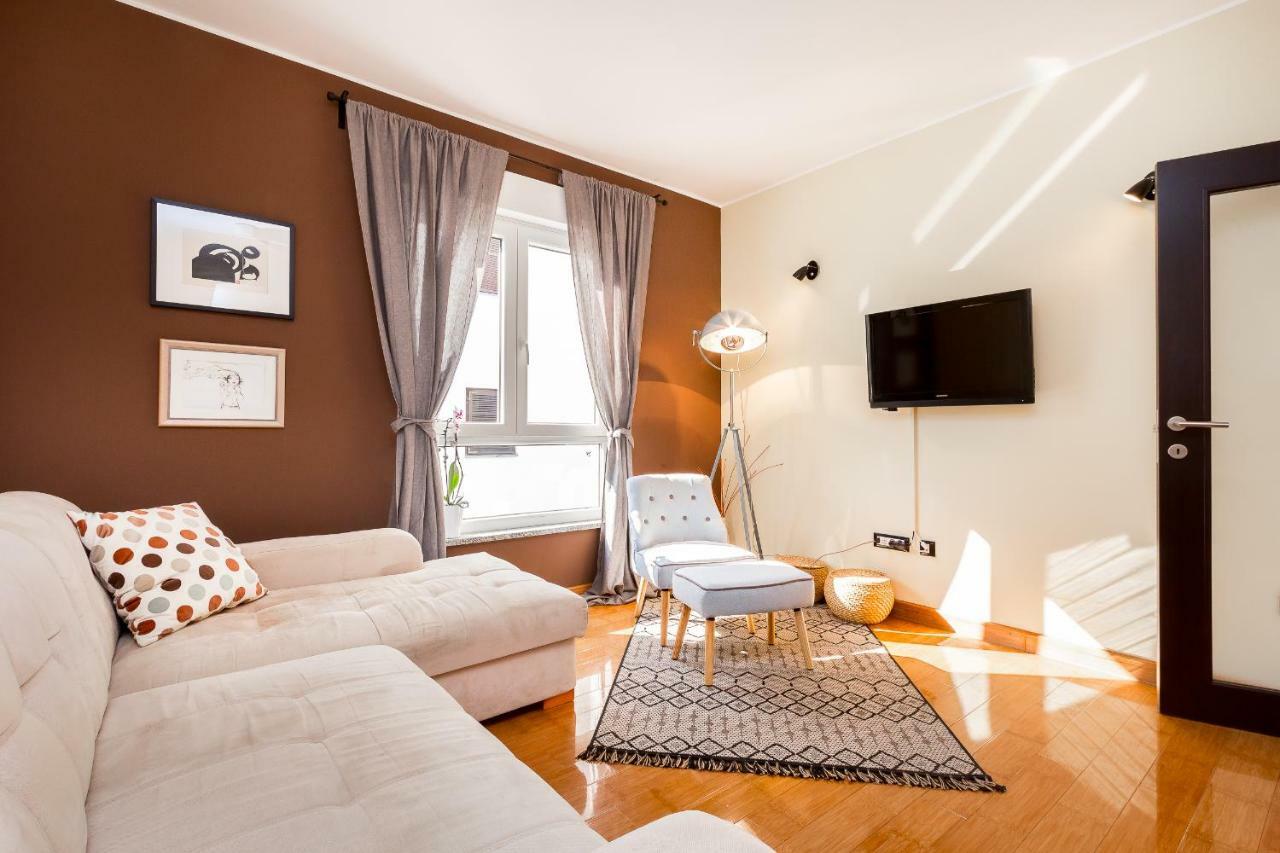 City Stylish Apartment Pula Exteriér fotografie