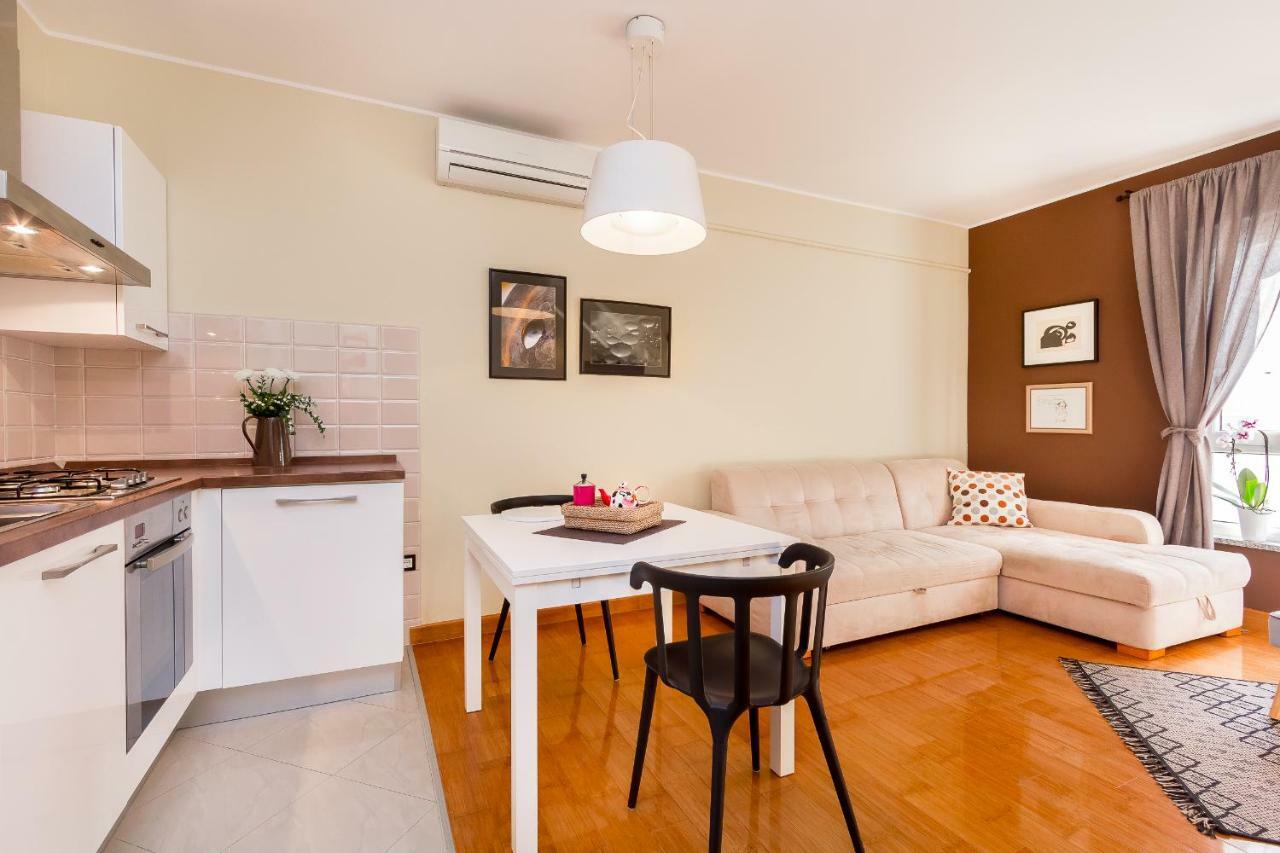 City Stylish Apartment Pula Exteriér fotografie