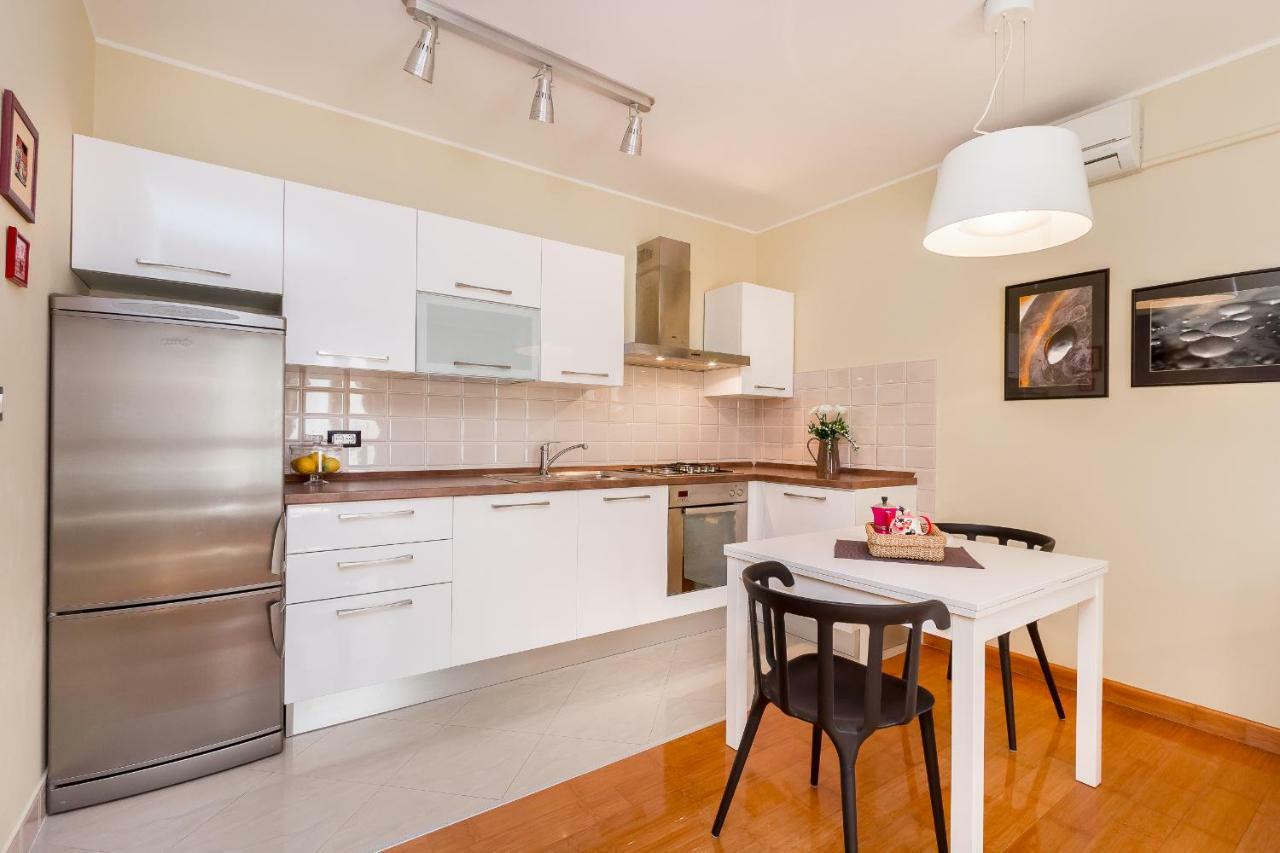 City Stylish Apartment Pula Exteriér fotografie